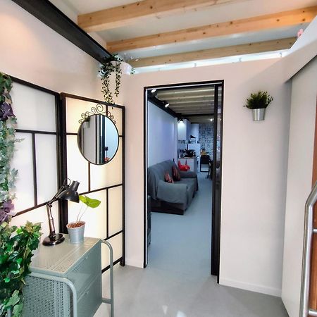 Vilafragglerock, Casa De Diseno Moderno En Pontedeume Exteriér fotografie